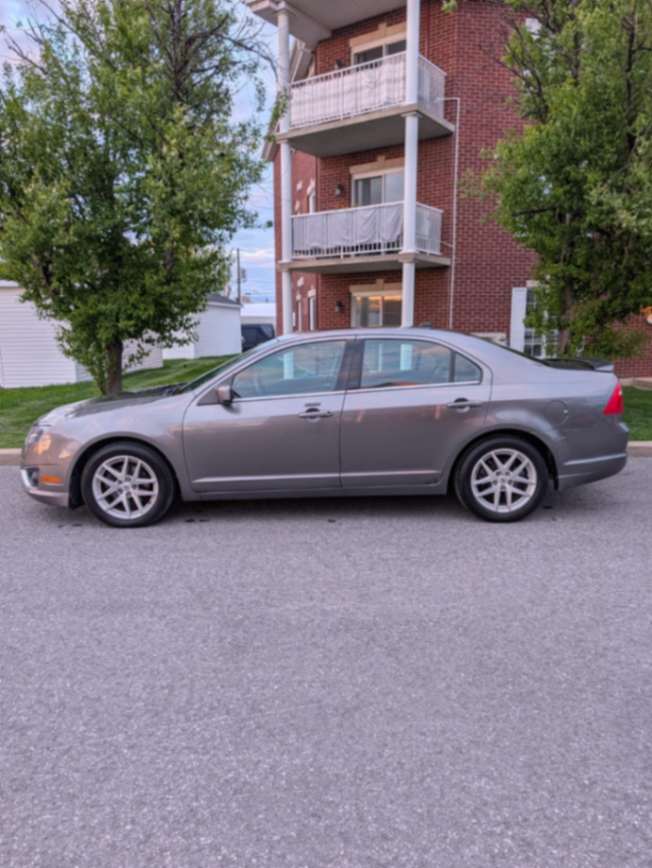 2010 ford fusion - view 5