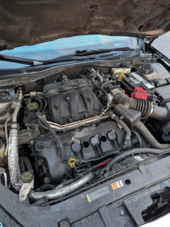 2010 ford fusion - view 12