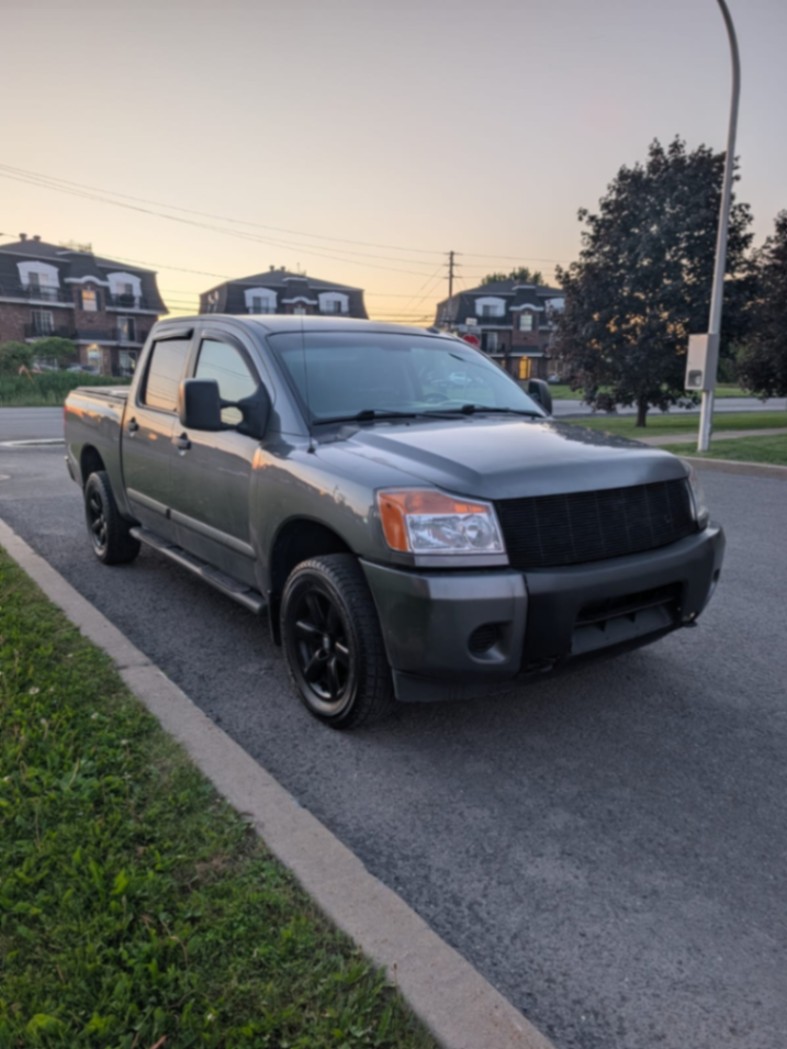 Nissan titan - view 3