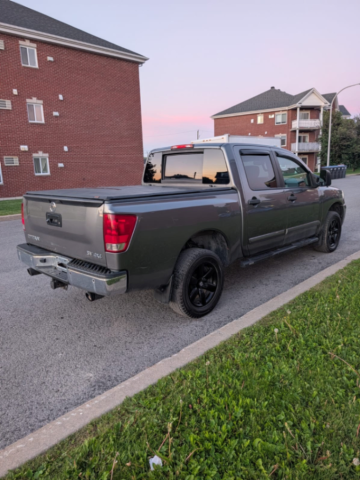 Nissan titan - view 5