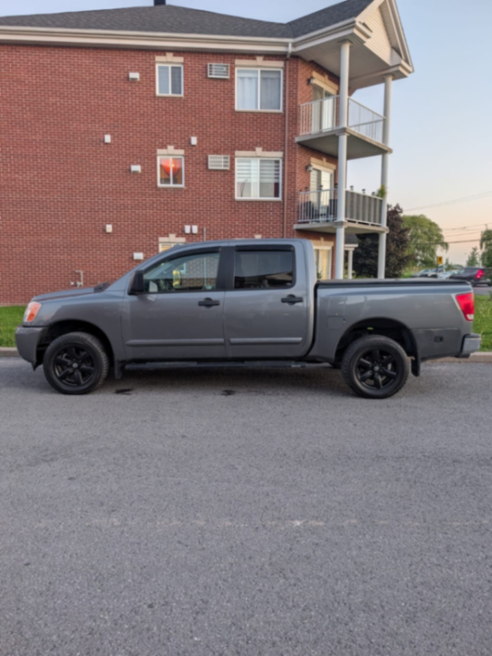 Nissan titan - view 7