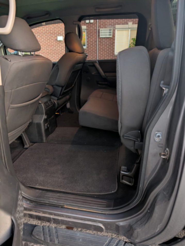 Nissan titan - view 9