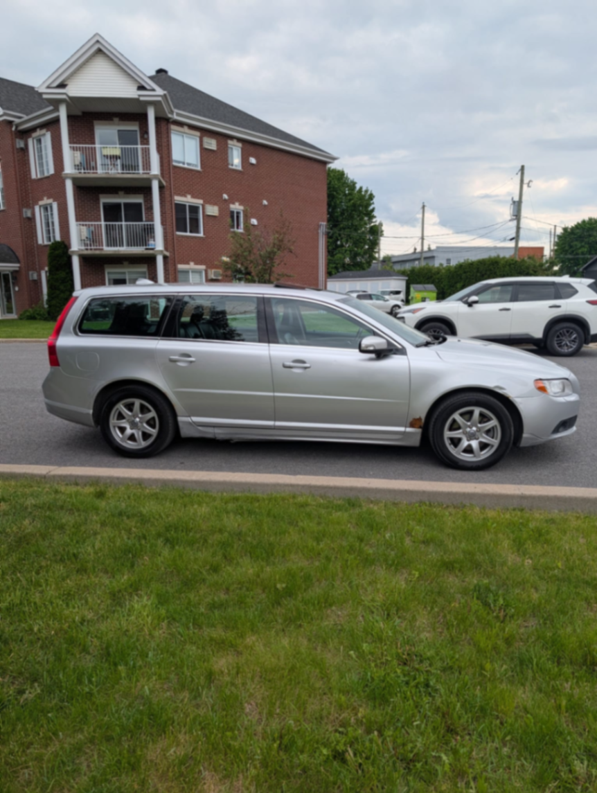 2010 volvo v70 - view 6
