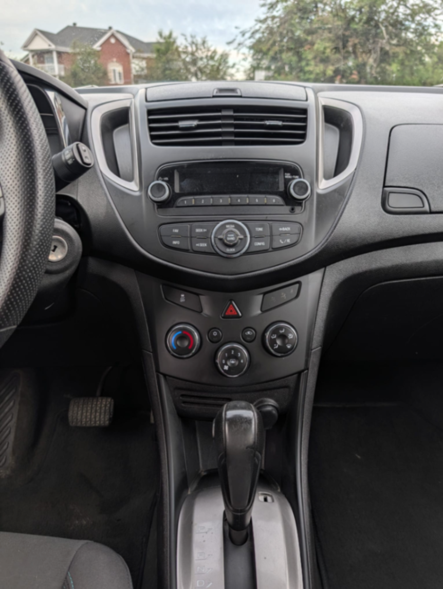 2015 chevy trax  - view 11