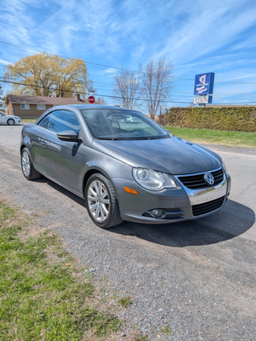2011 eos - view 2