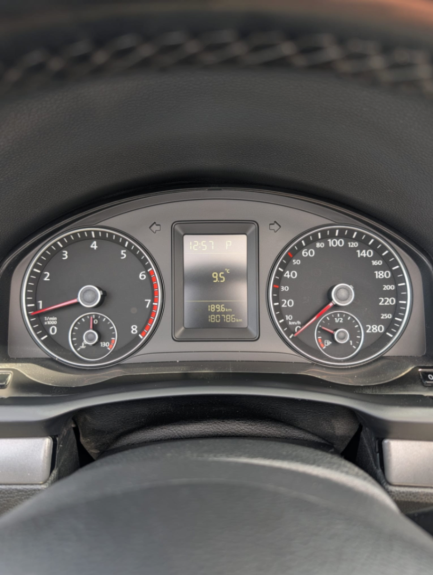 2011 eos - view 11