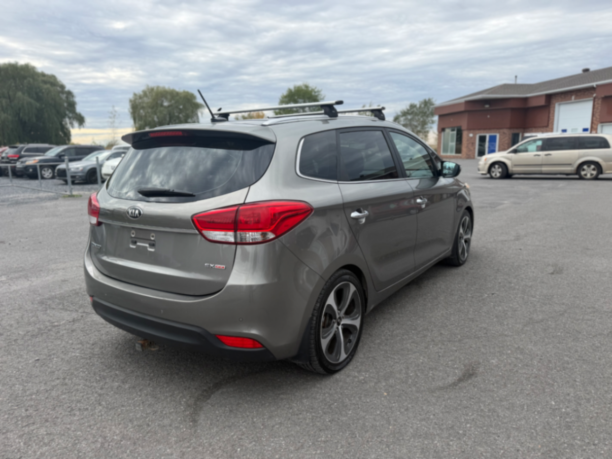 152 kia rondo - view 6