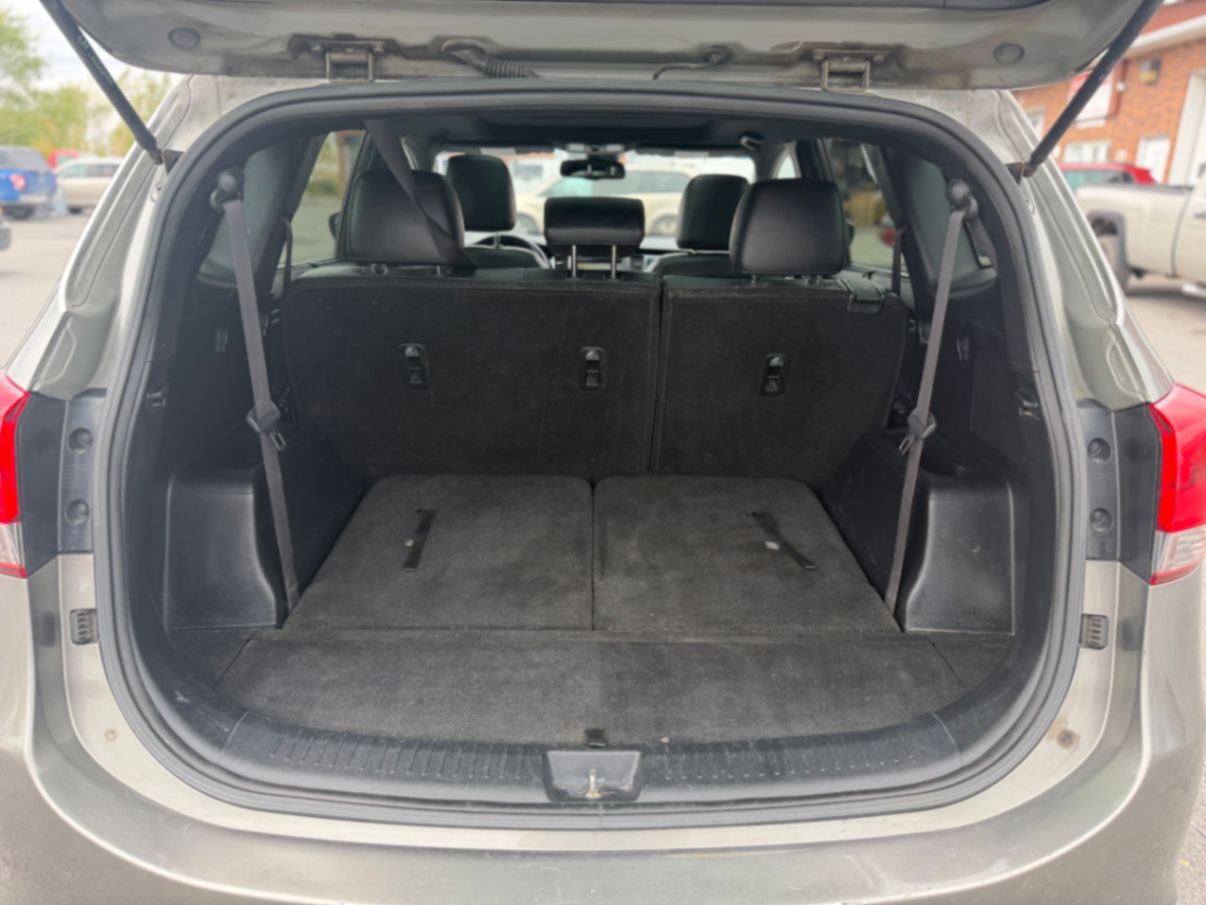 152 kia rondo - view 10