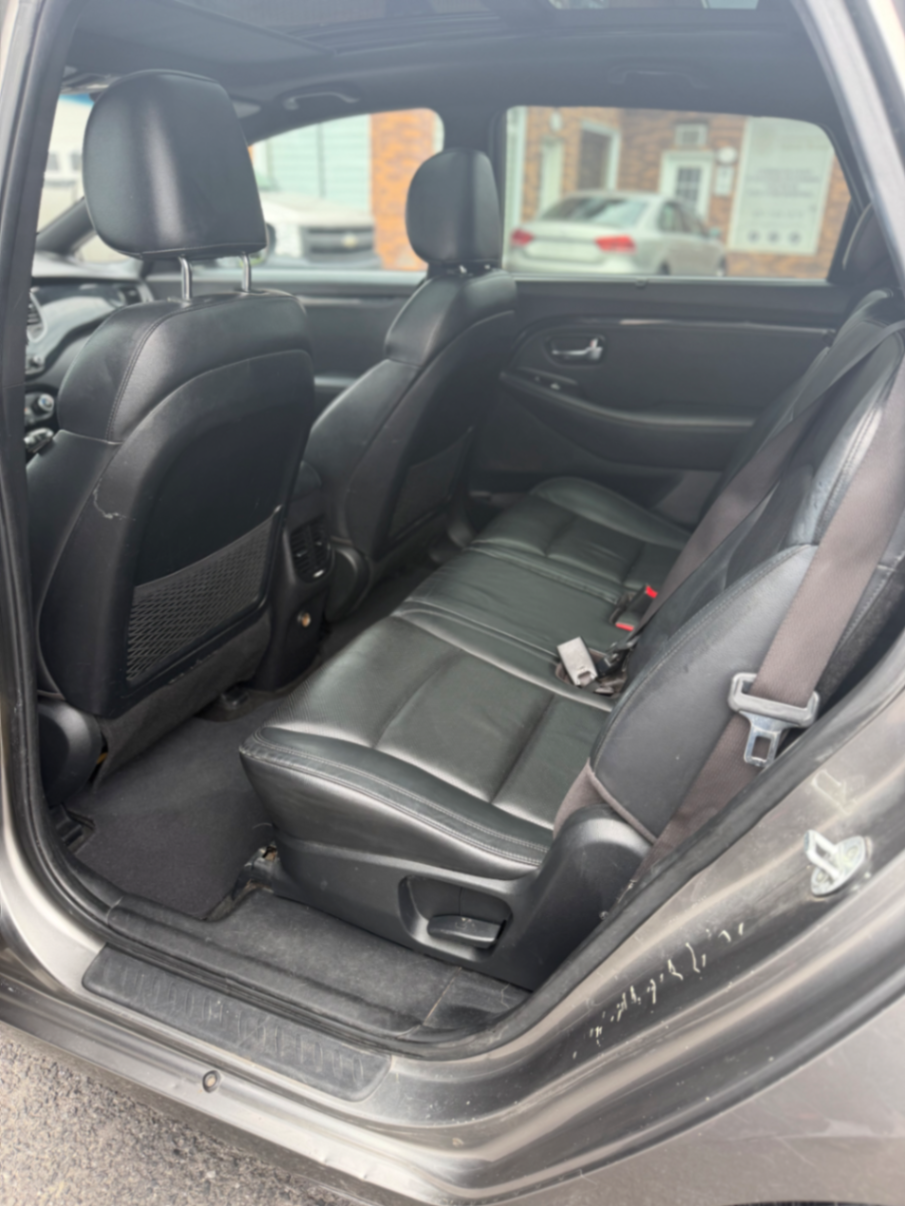 152 kia rondo - view 15