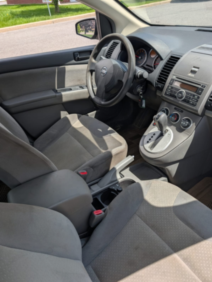 2009 nissan sentra - view 9