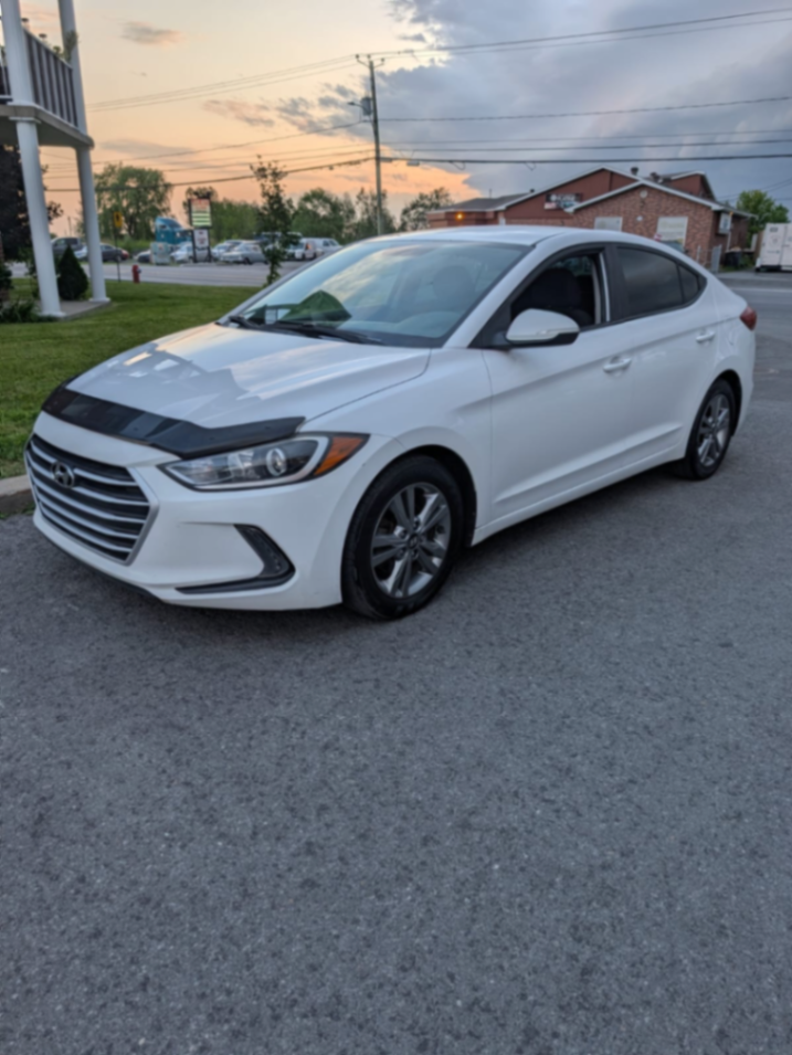 Hyundai elantra - view 2