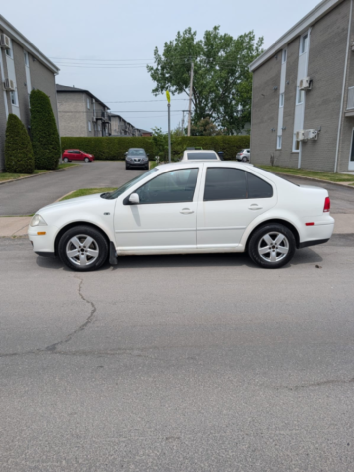 2009 jetta city - view 5