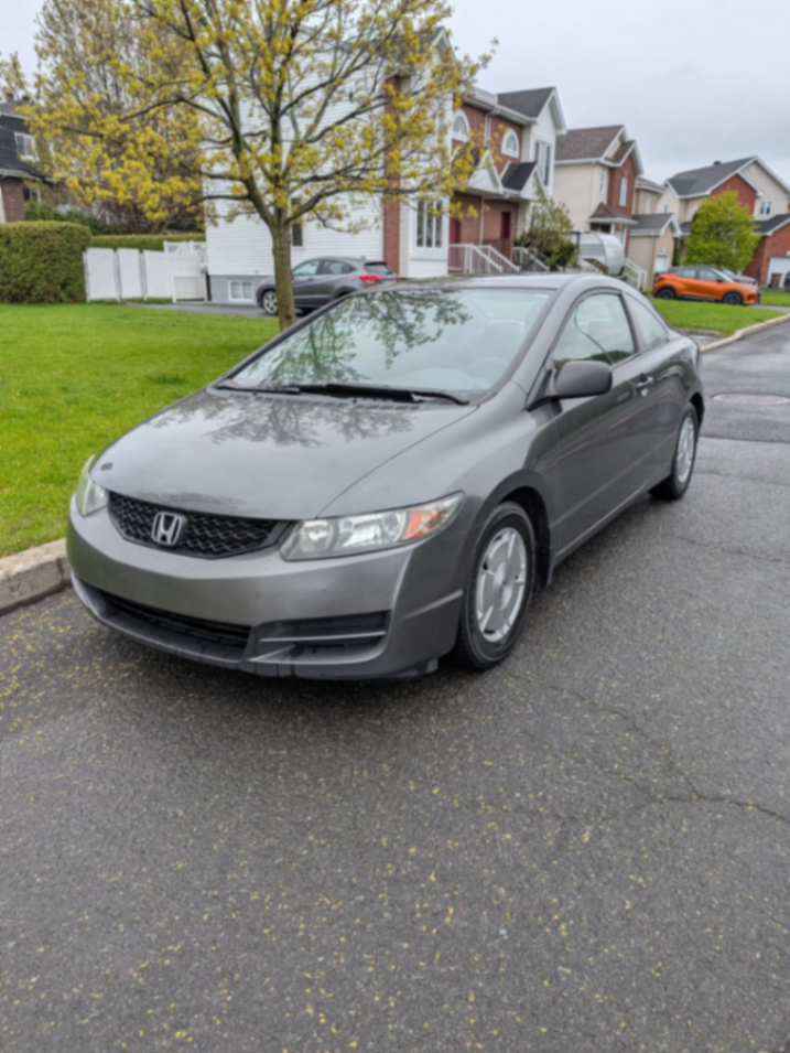 2011 honda civic - view 2