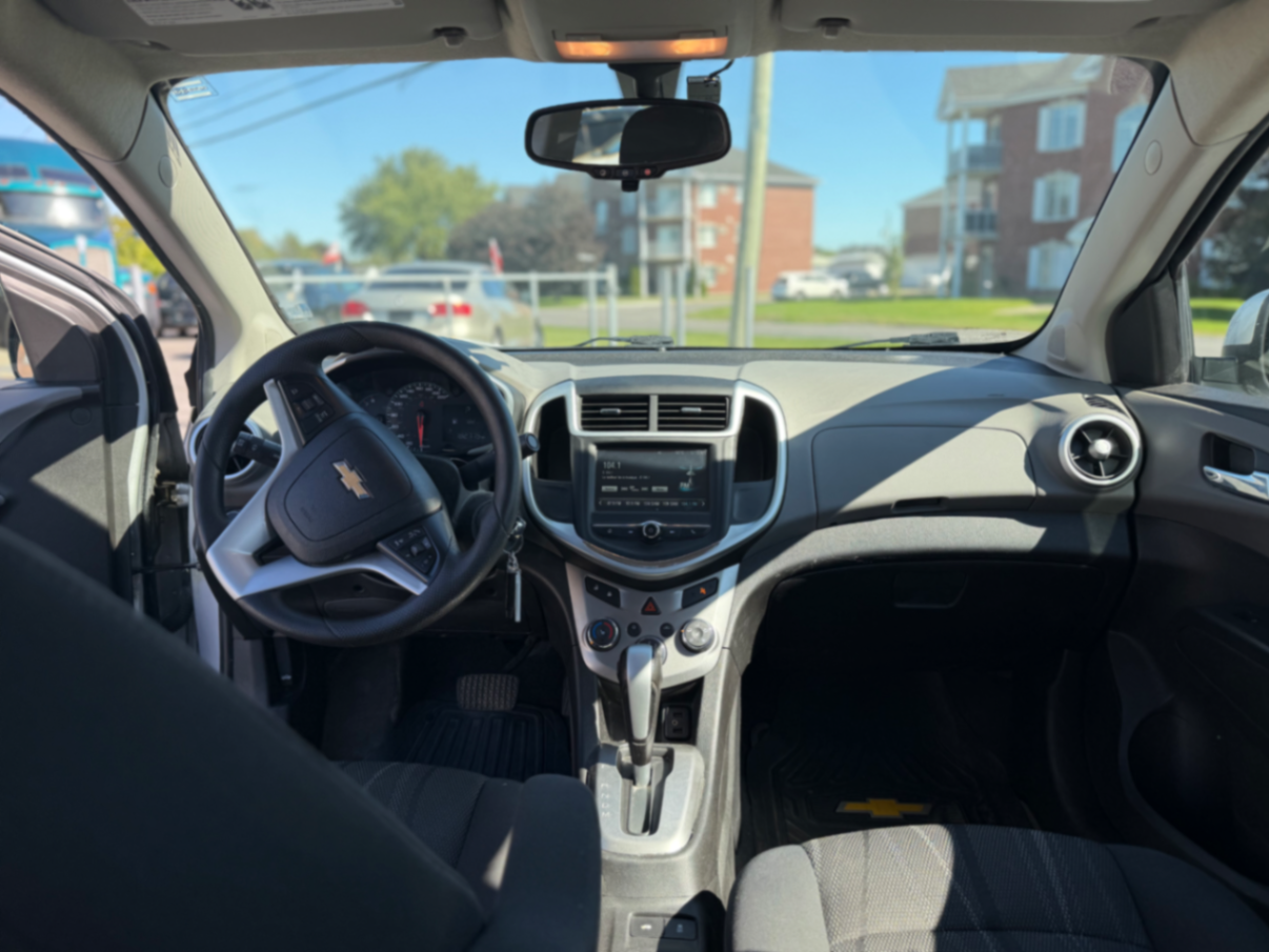 148 chevrolet sonic - view 10