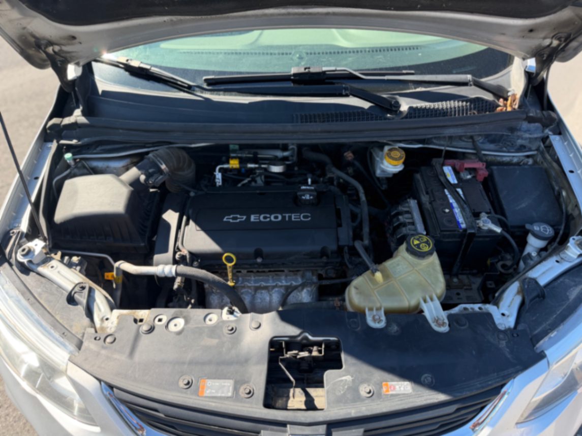148 chevrolet sonic - view 16