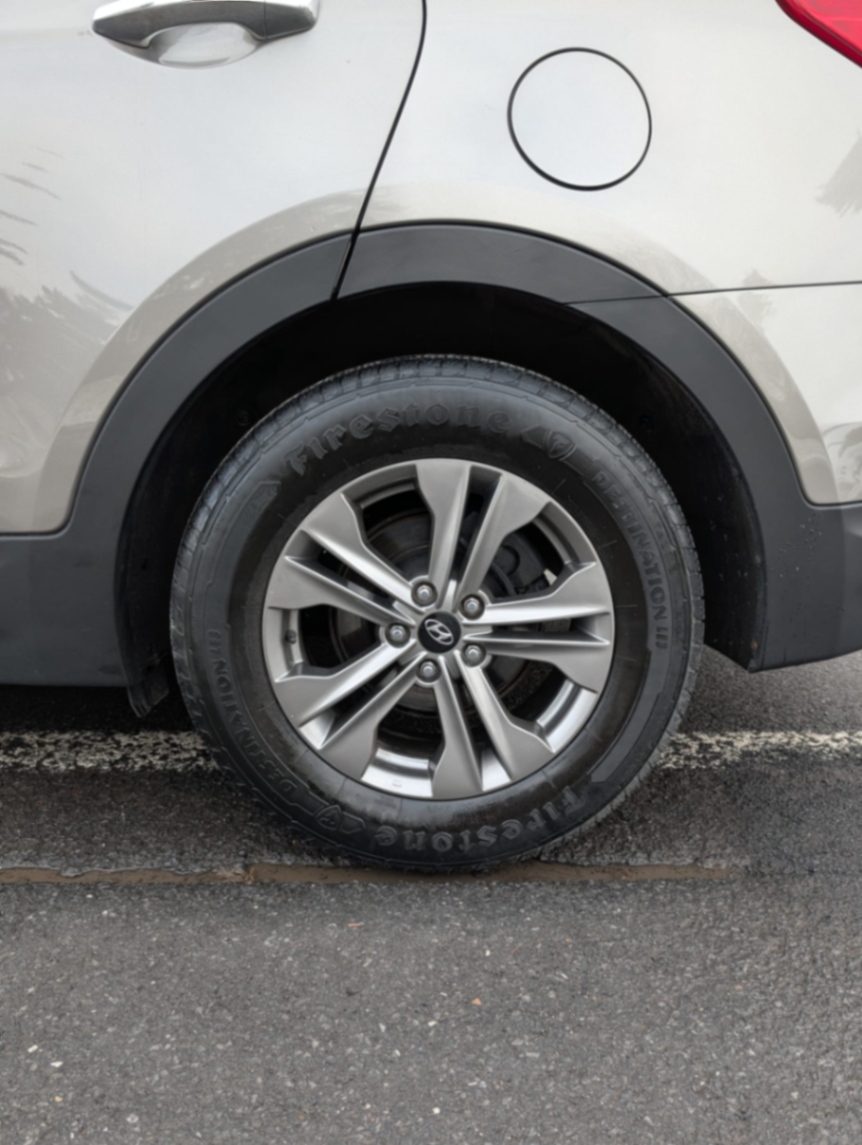 2016 HYUNDAI SANTA FE  - view 9