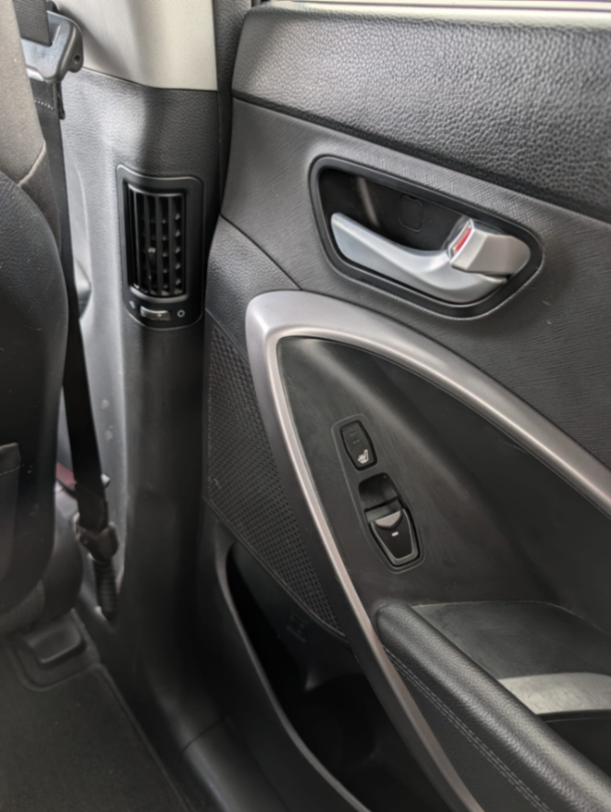 2016 HYUNDAI SANTA FE  - view 17