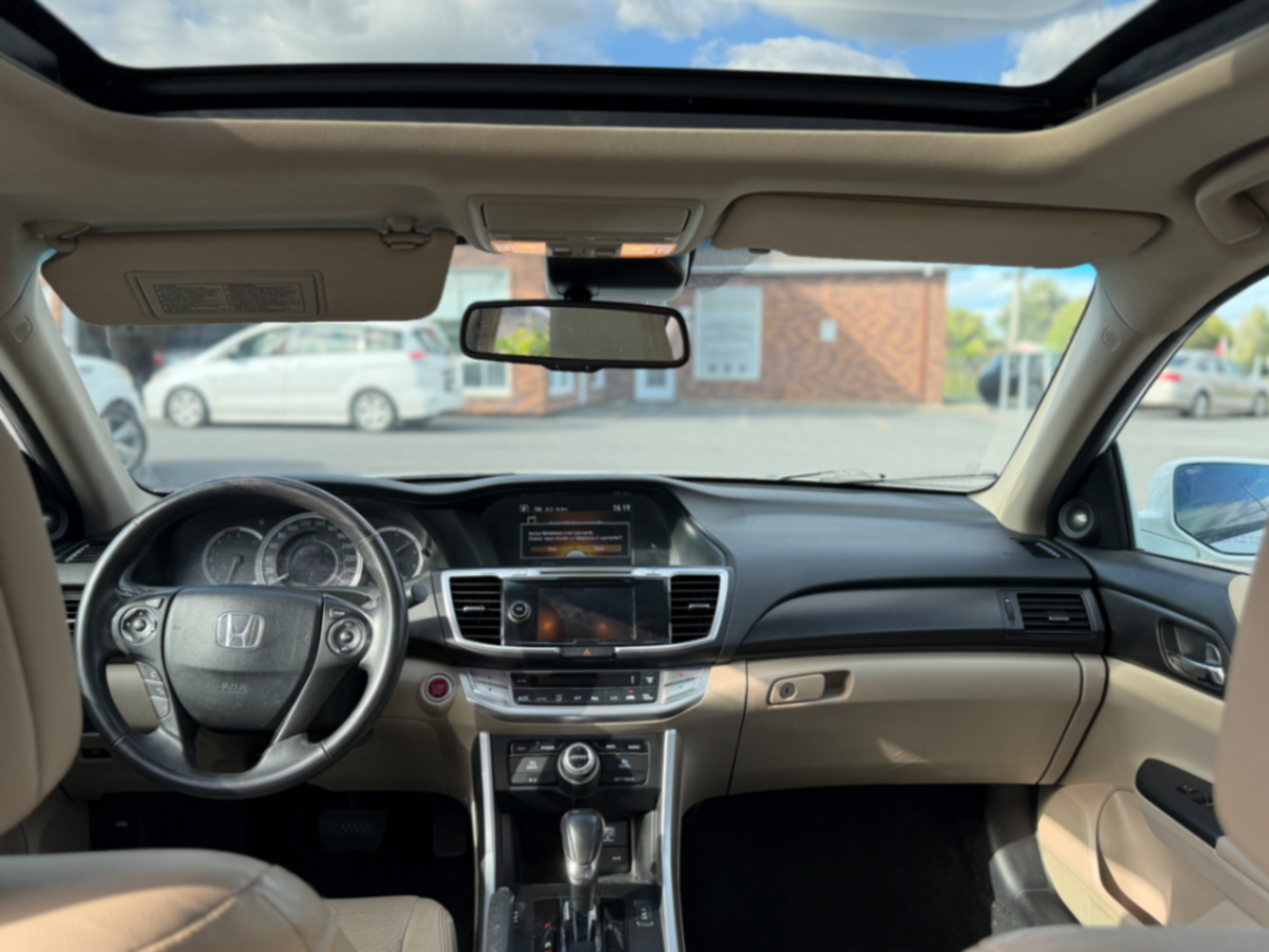 146 honda accord - view 11