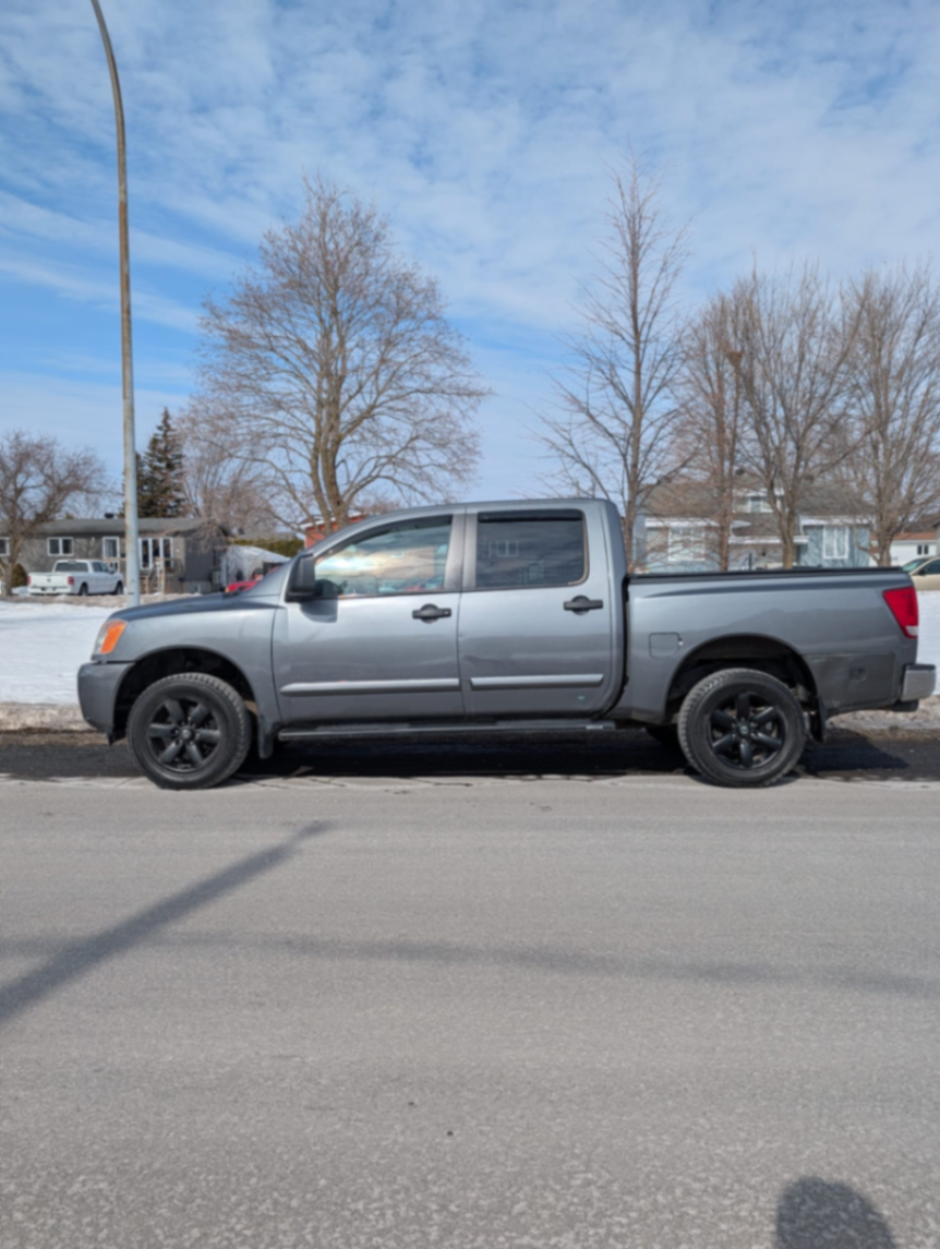 Nissan Titan 2013 - view 3
