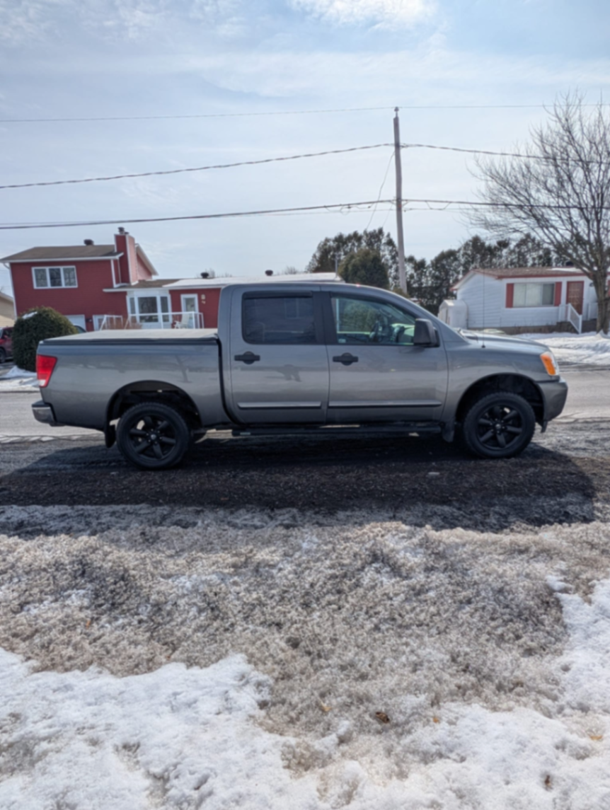 Nissan Titan 2013 - view 4