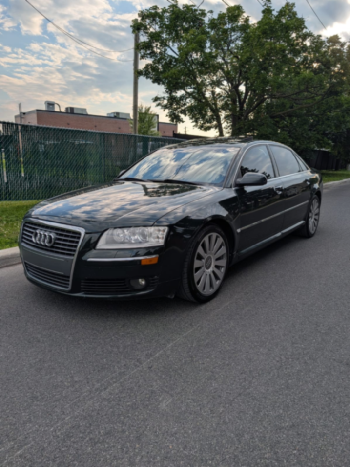 Audi a8 - view 3