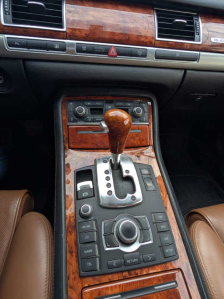 Audi a8 - view 13