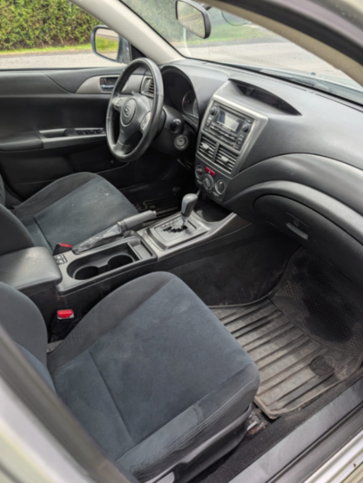 2011 subaru impreza - view 8