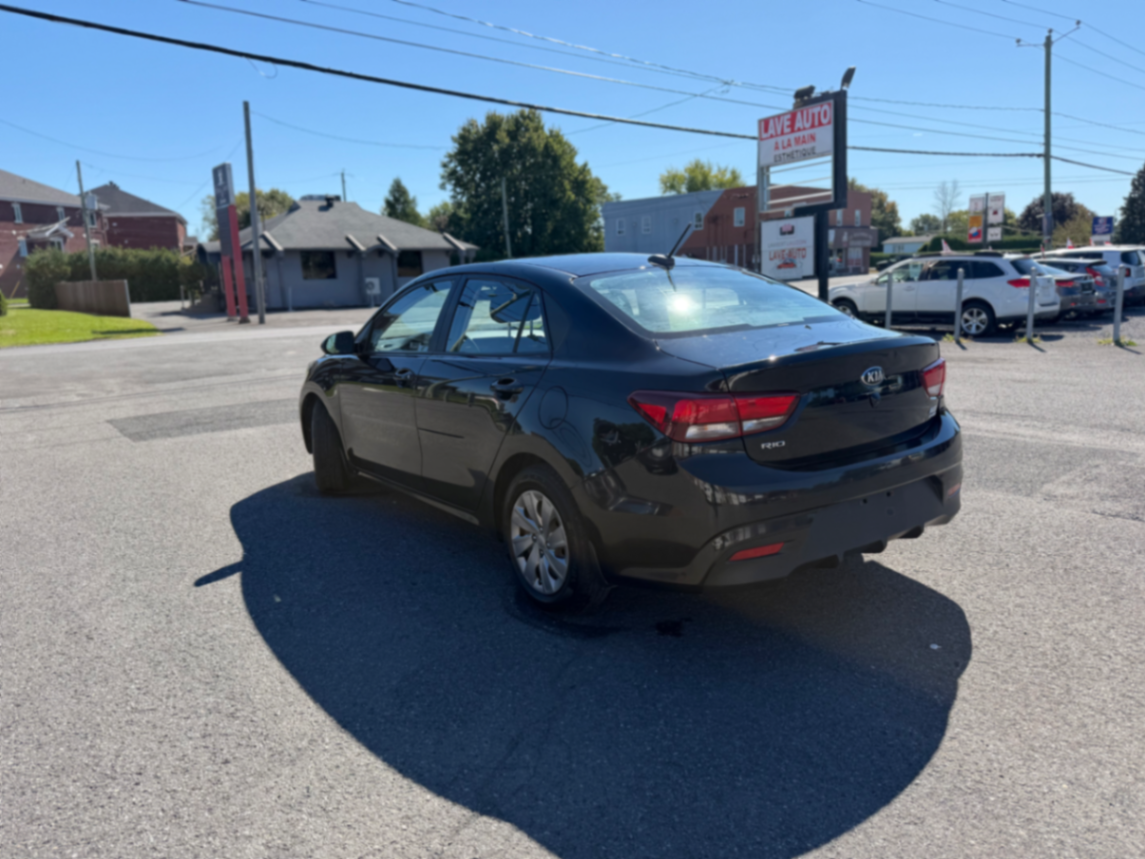 158 KIA RIO - view 8
