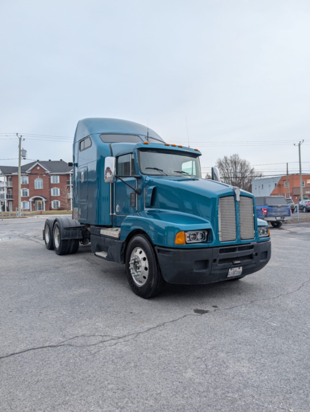 KENWORTH T600 - view 2