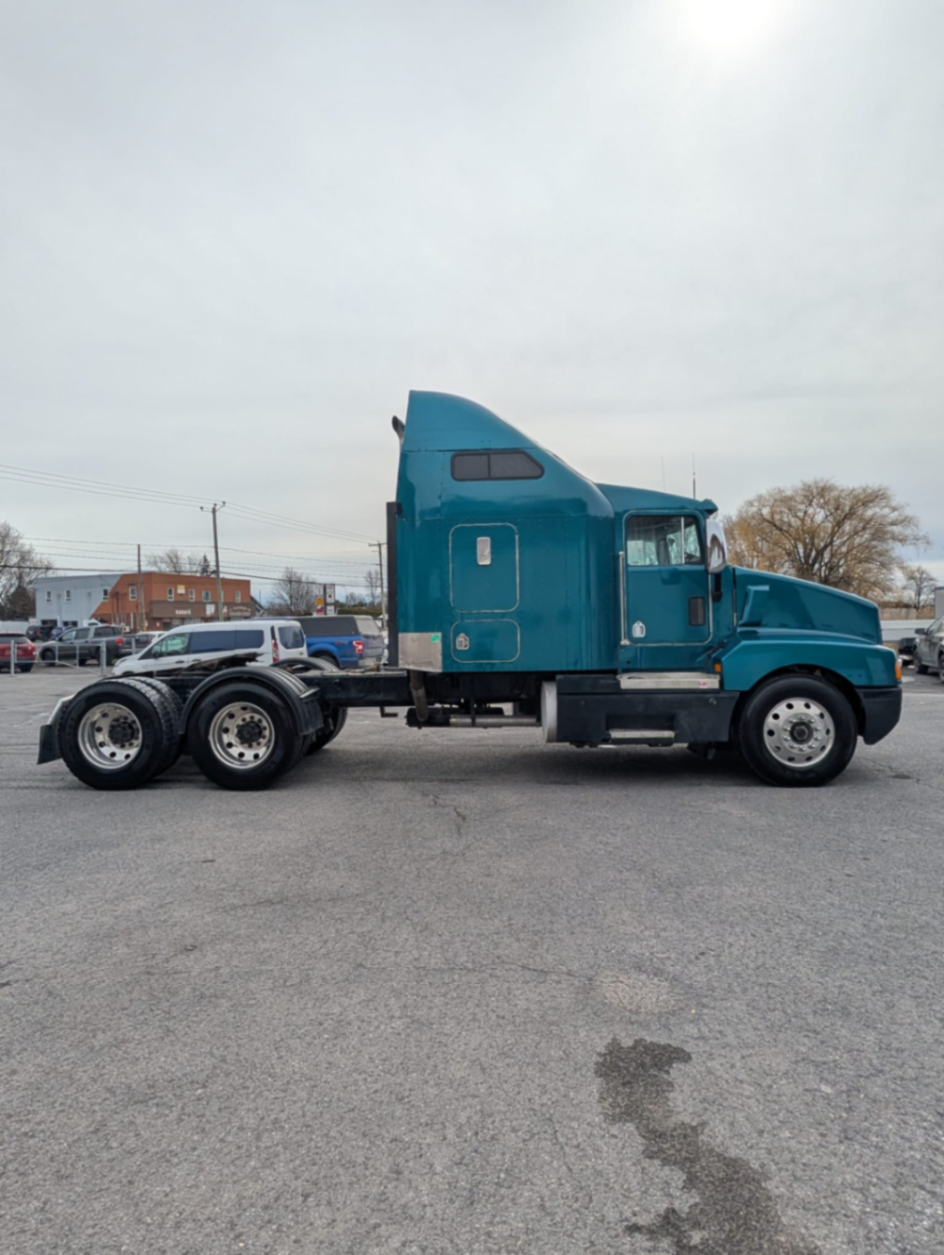 KENWORTH T600 - view 3