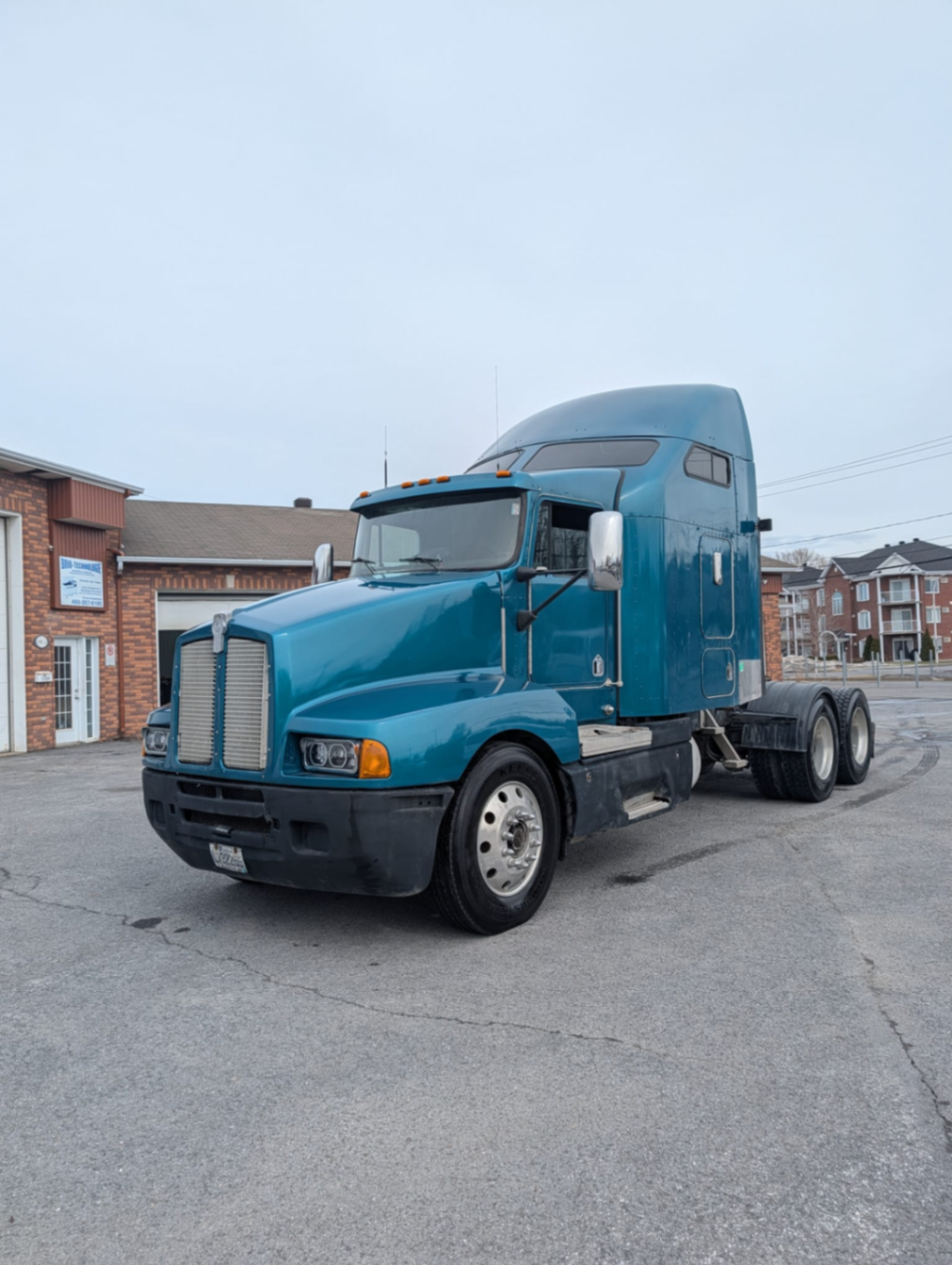 KENWORTH T600 - view 10